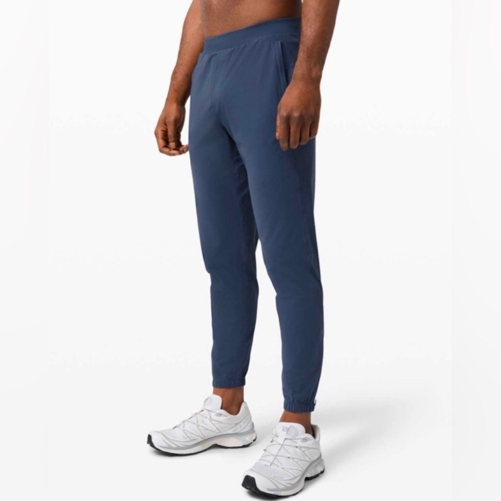 Lululemon Surge Jogger 29" Regular Length Mens S
 Blue Running